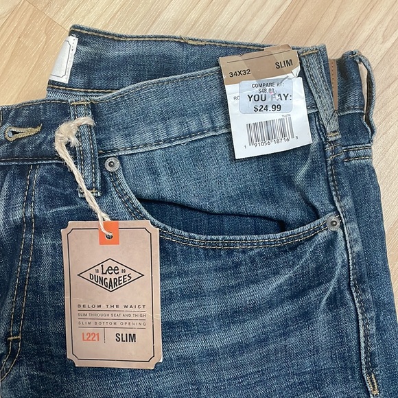 Lee dungarees. Size 34x32. New with tags. - Picture 3 of 5